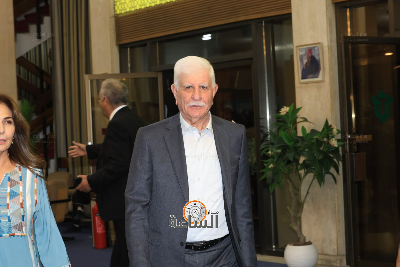 Madar Al-Saa Images 0.19028032248384164