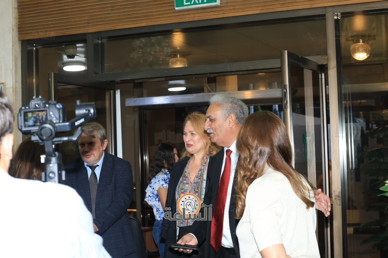 Madar Al-Saa Images 0.9851106718837567