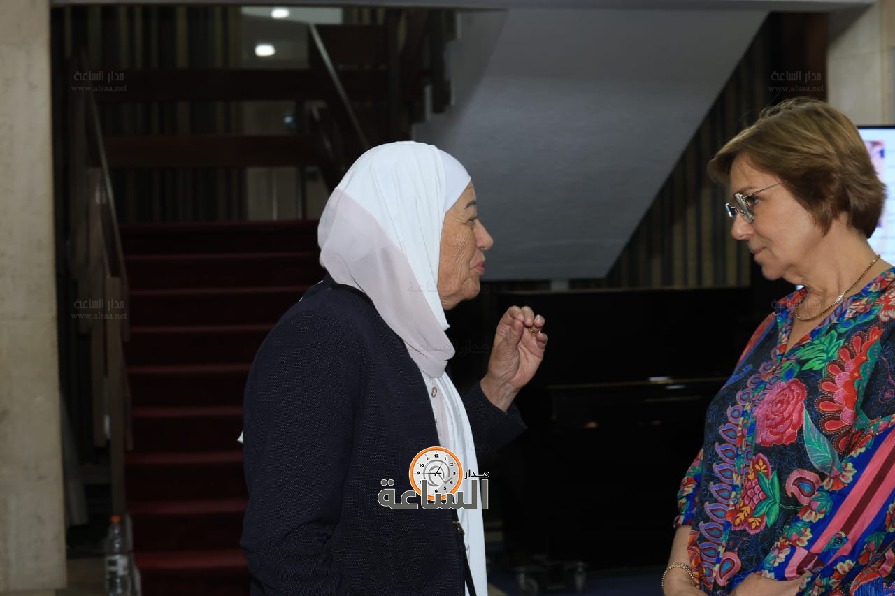 Madar Al-Saa Images 0.8180402067419081