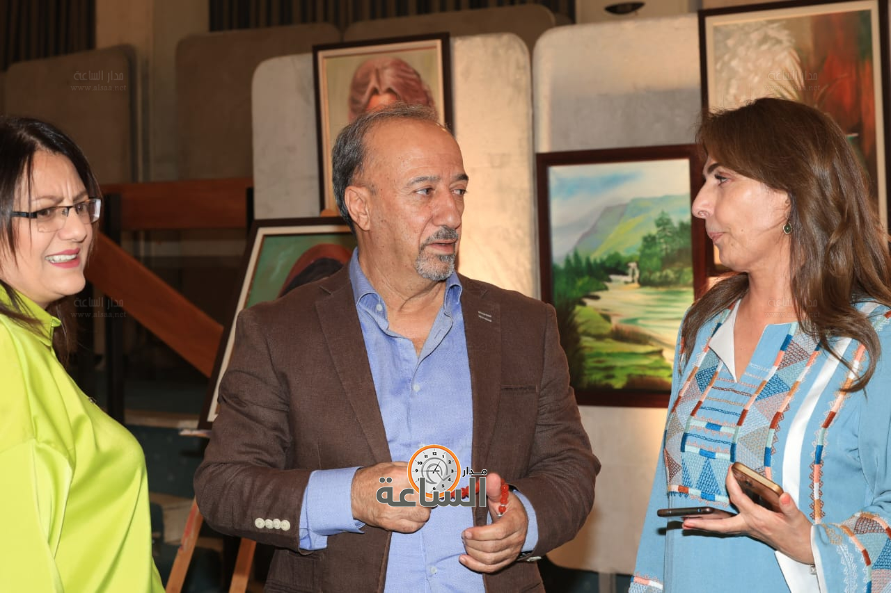 Madar Al-Saa Images 0.7145518487442629