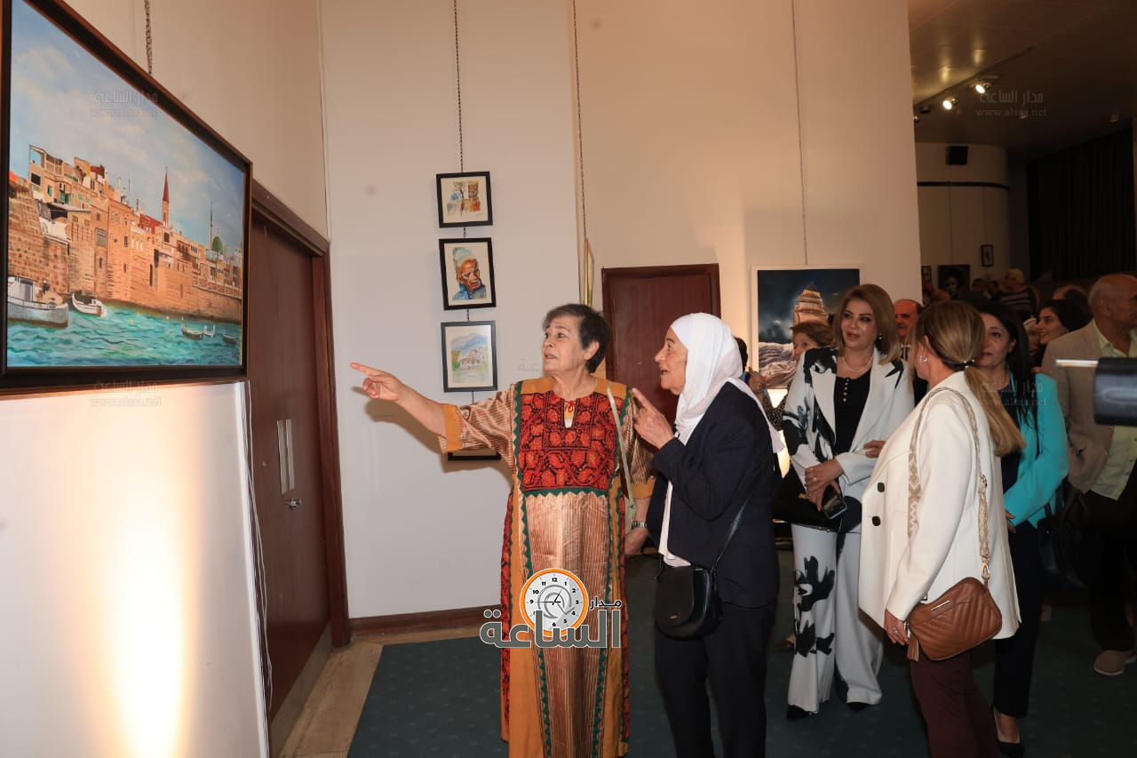 Madar Al-Saa Images 0.24260568953492734