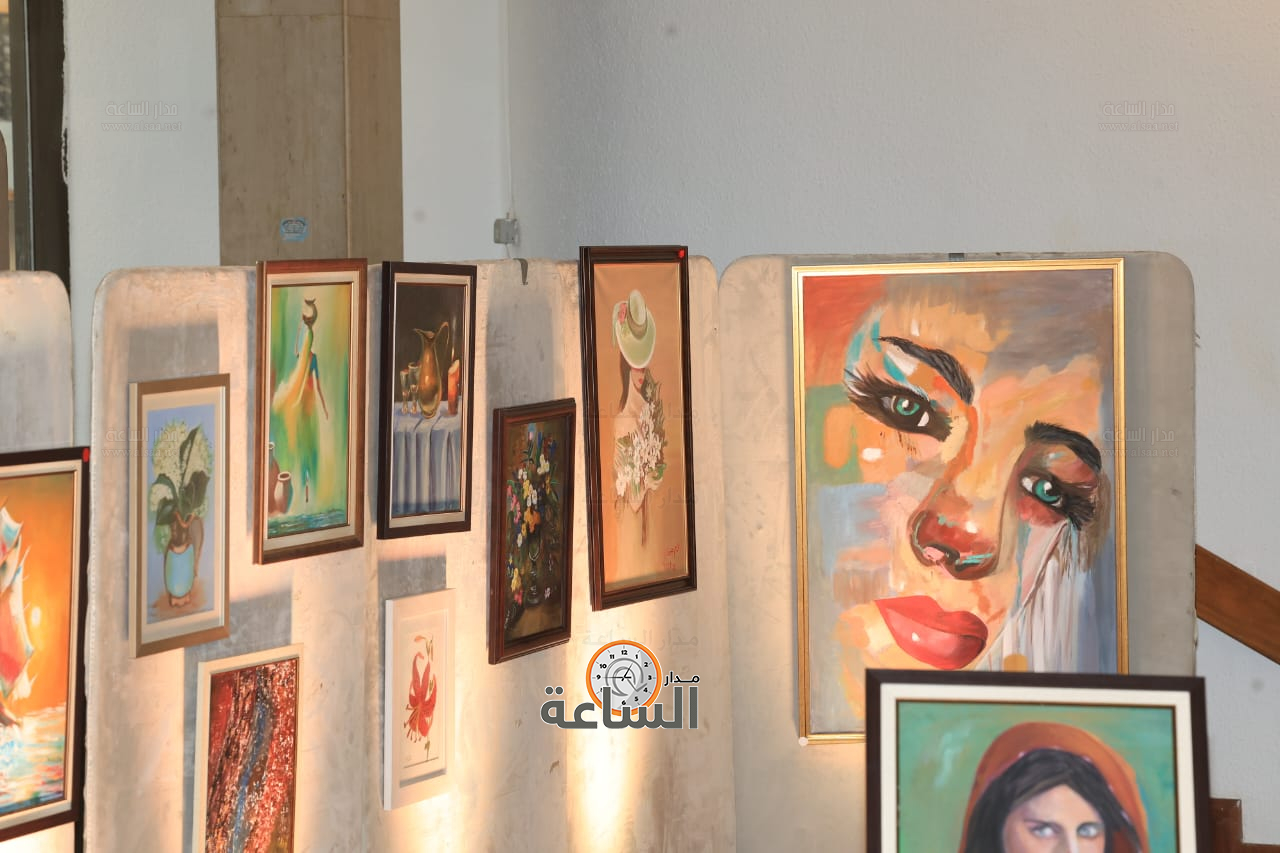 Madar Al-Saa Images 0.8301688848666575