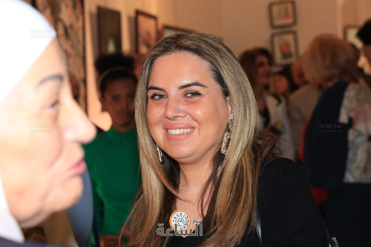 Madar Al-Saa Images 0.11899727257342696