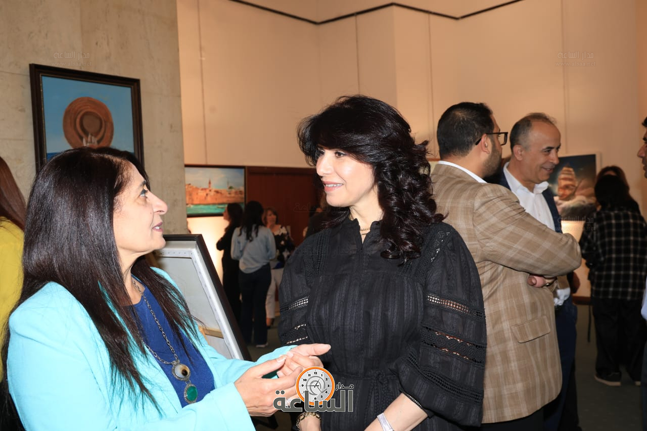 Madar Al-Saa Images 0.09610028885312705