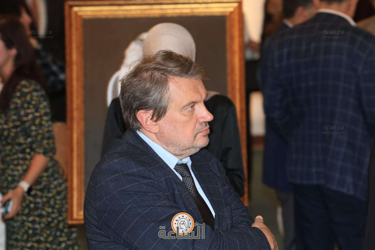 Madar Al-Saa Images 0.8163932028068418