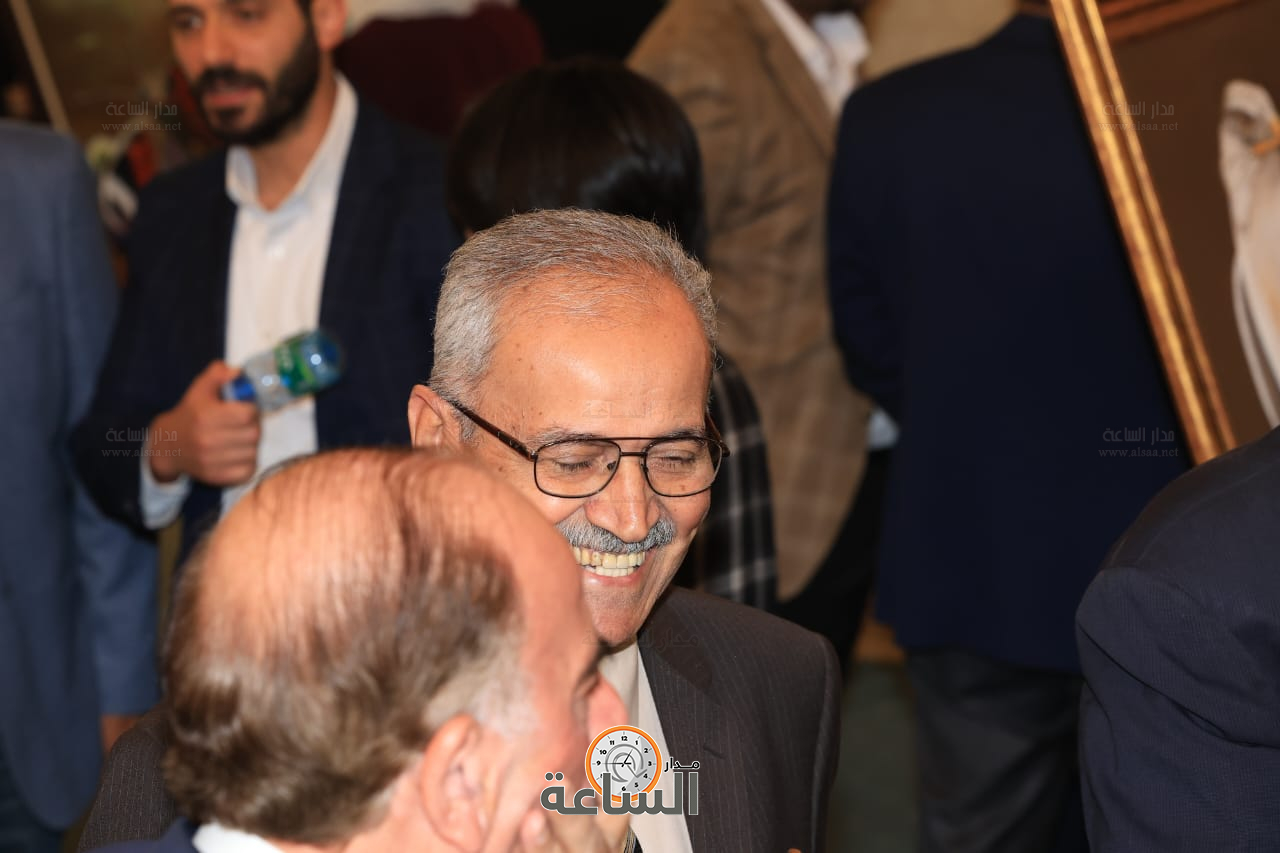 Madar Al-Saa Images 0.07644597721199176