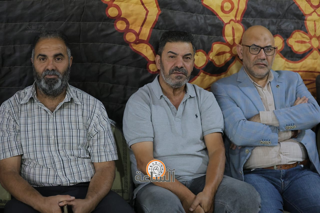 Madar Al-Saa Images 0.08793513431224809