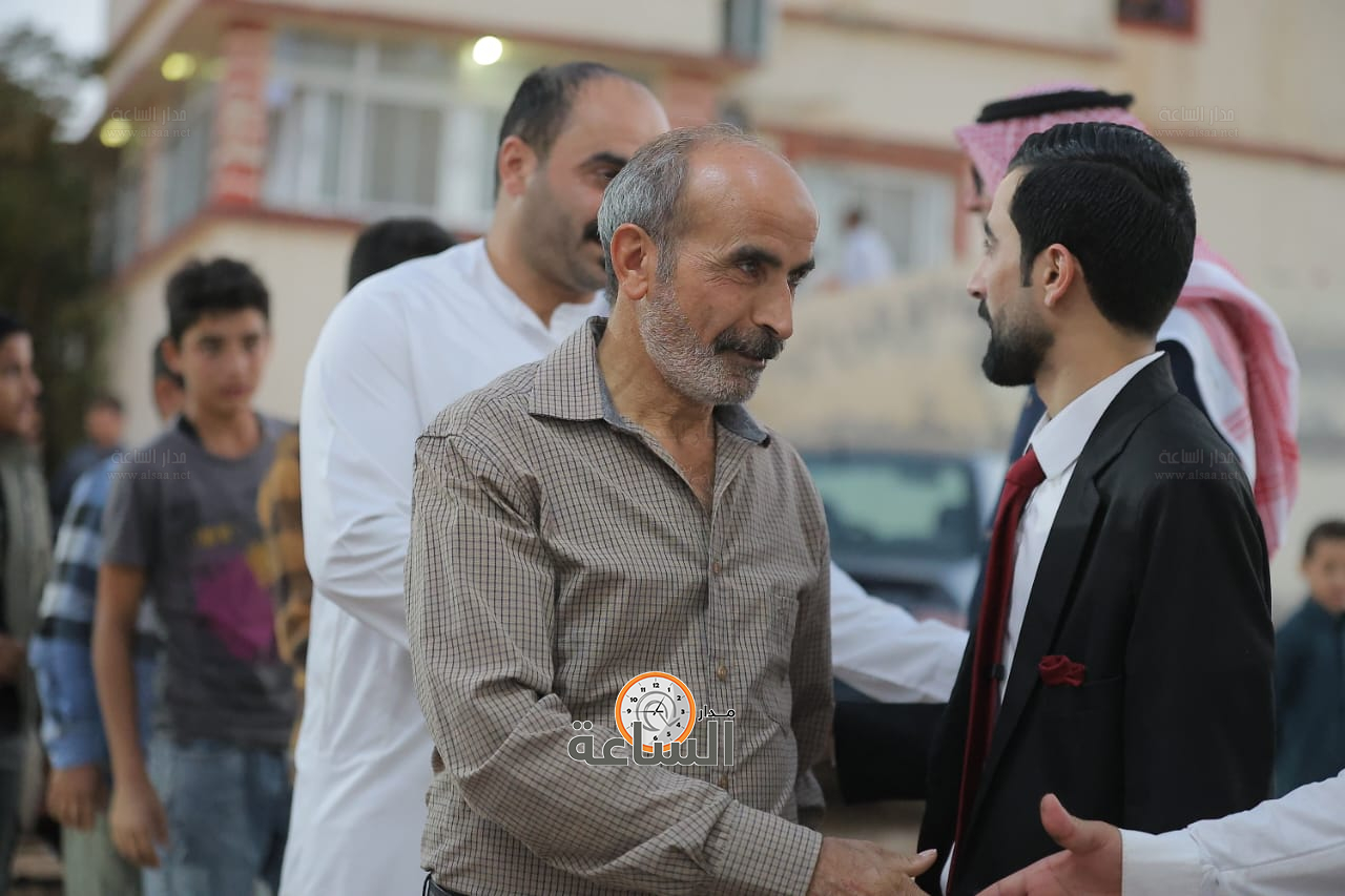 Madar Al-Saa Images 0.481755993184417