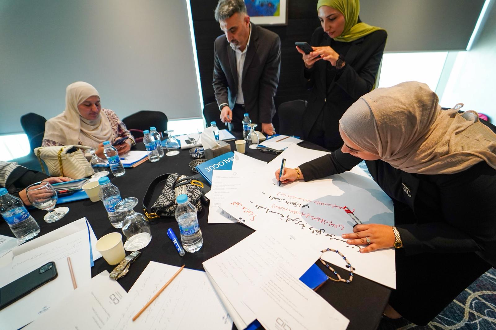 Madar Al-Saa Images 0.17378867837590106