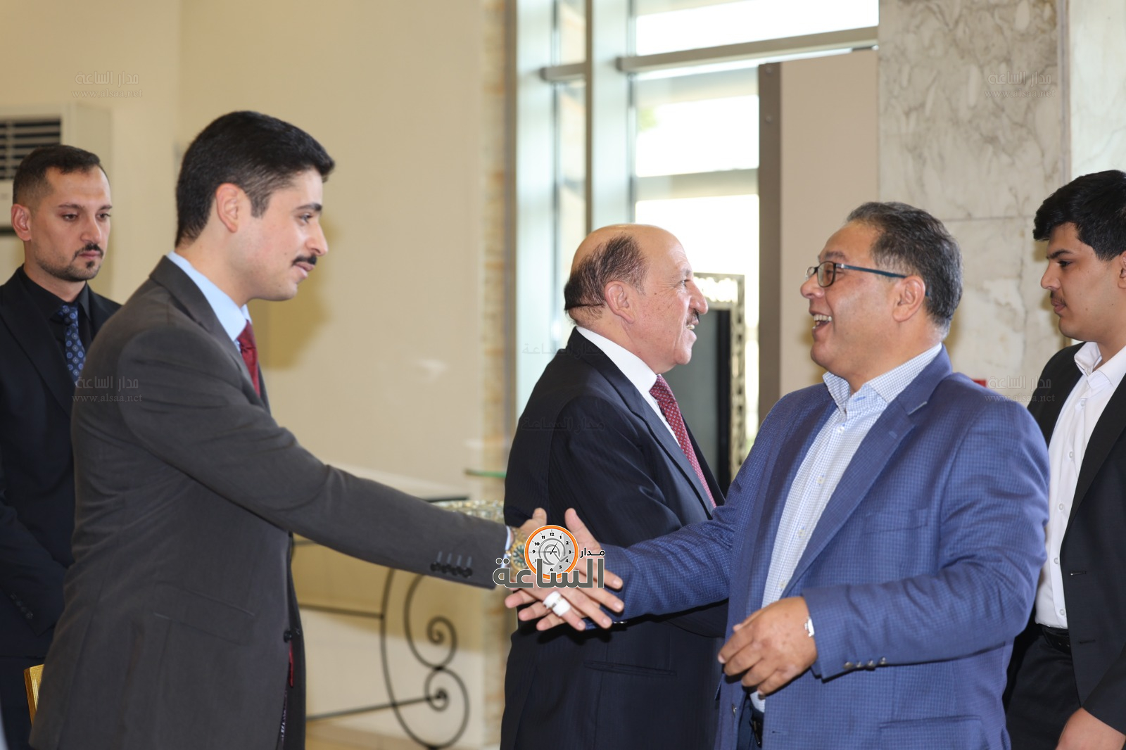 Madar Al-Saa Images 0.38327466633717