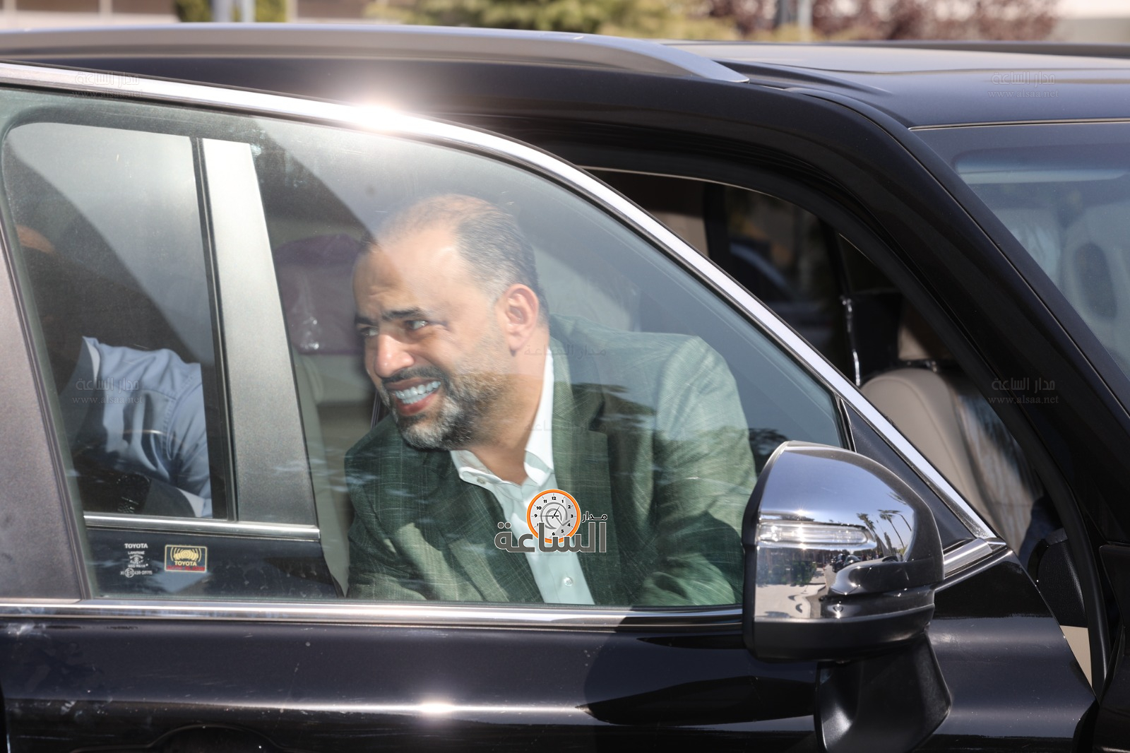 Madar Al-Saa Images 0.12593735297219422