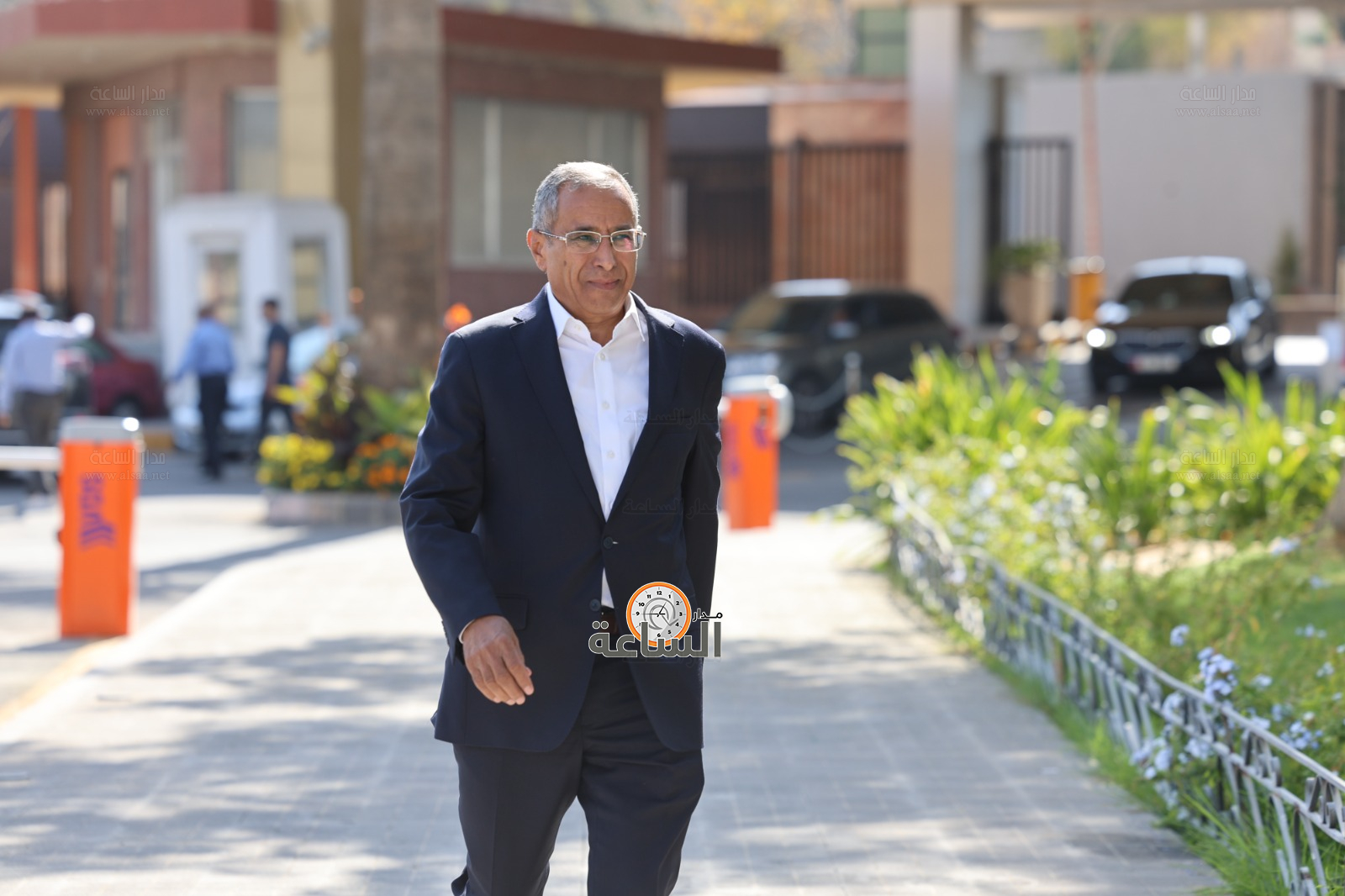 Madar Al-Saa Images 0.9421773510578245