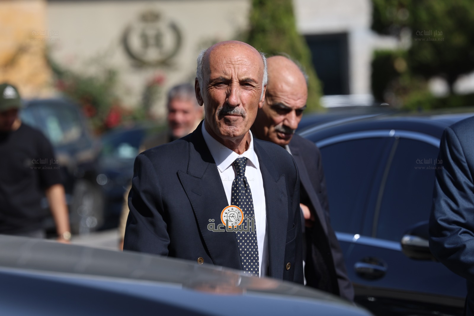 Madar Al-Saa Images 0.7123610209987117