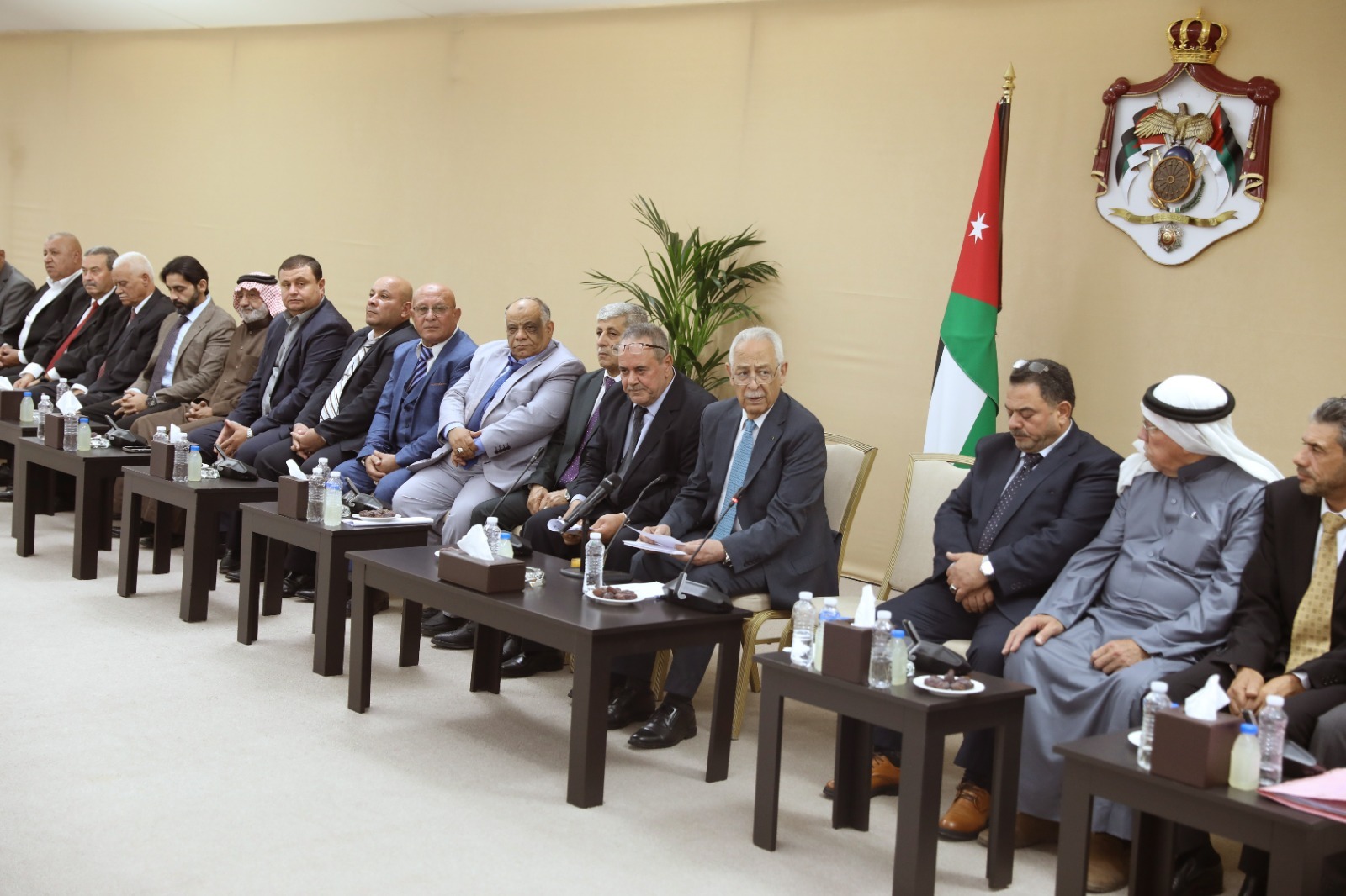 Madar Al-Saa Images 0.2136533269860882