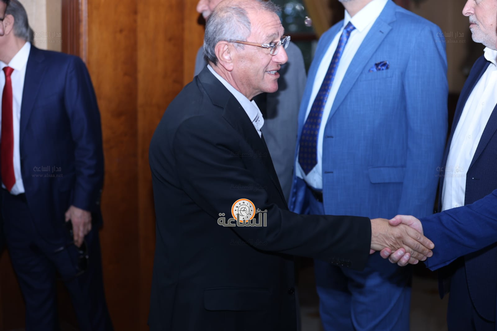 Madar Al-Saa Images 0.3117354025694469