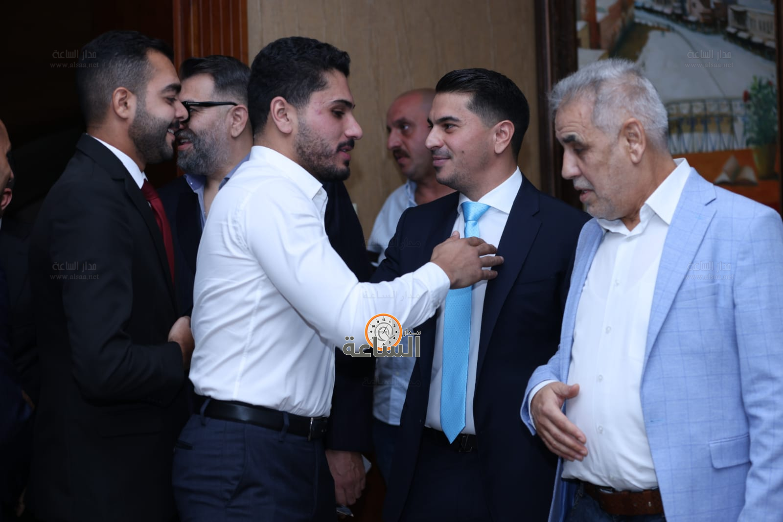 Madar Al-Saa Images 0.10725643945818297