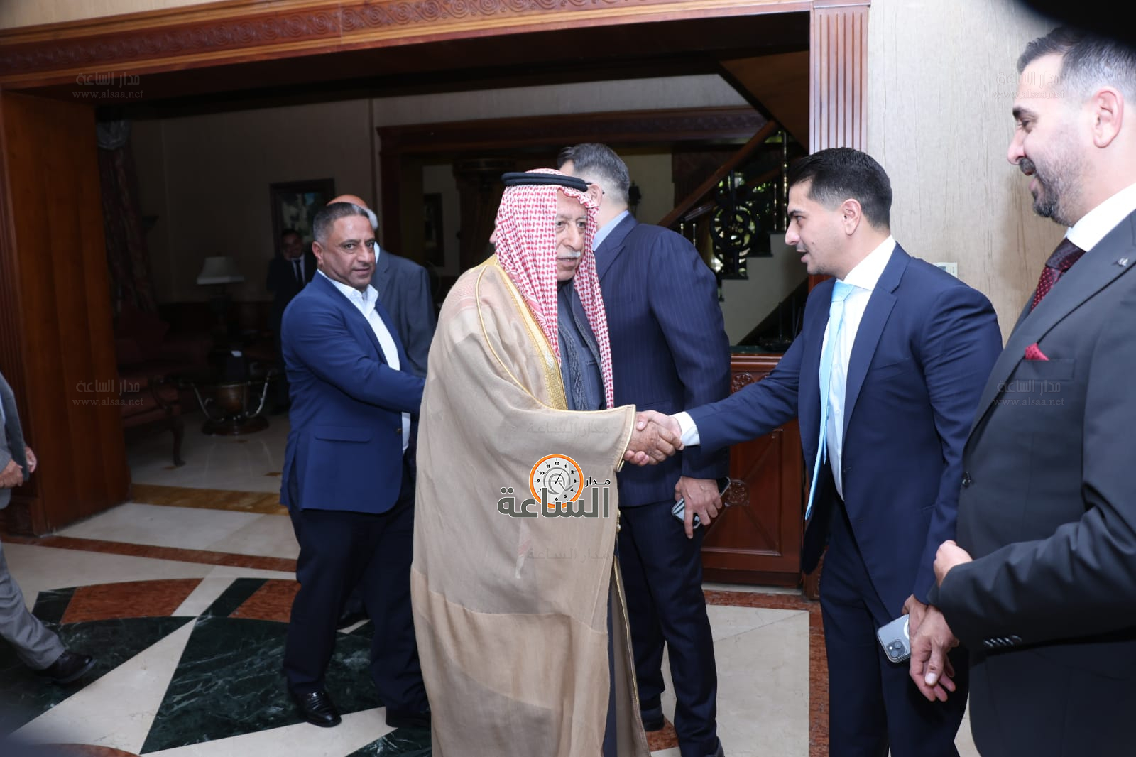 Madar Al-Saa Images 0.7729345042305995