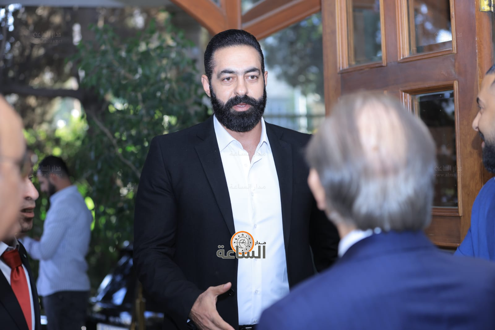 Madar Al-Saa Images 0.9585274047115016