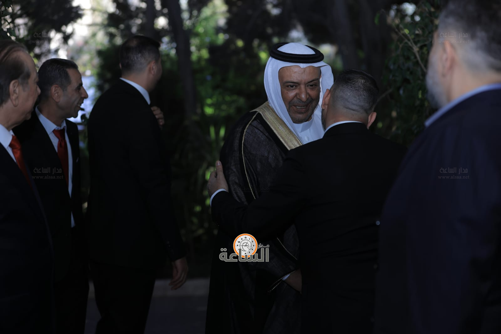 Madar Al-Saa Images 0.8750425840931784