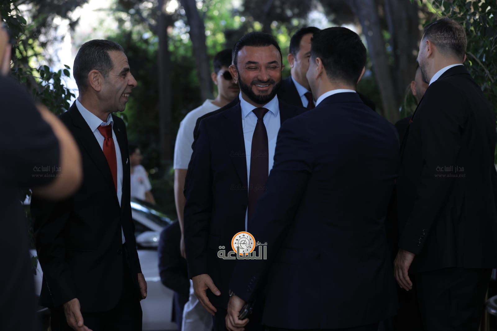 Madar Al-Saa Images 0.3950543368349274