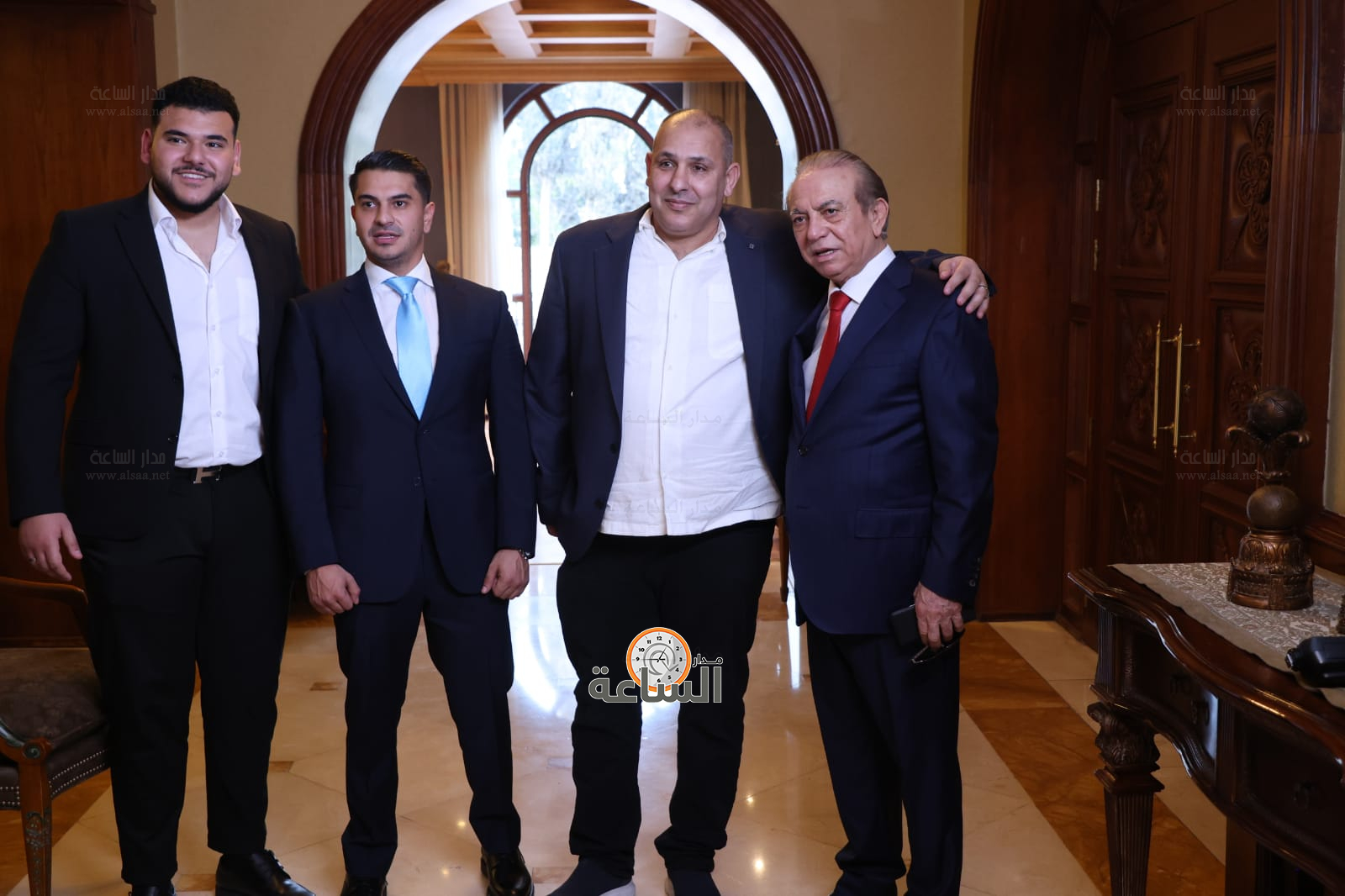 Madar Al-Saa Images 0.917418596901136