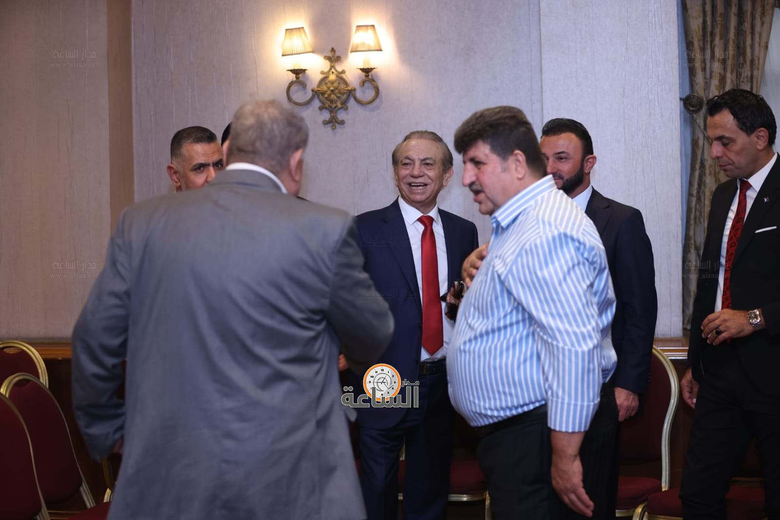 Madar Al-Saa Images 0.9587927085469614