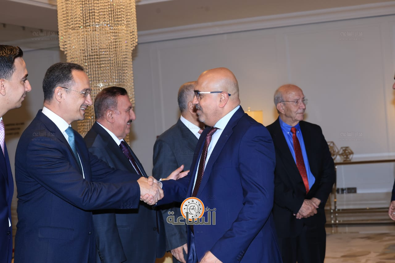 Madar Al-Saa Images 0.7227136034836406