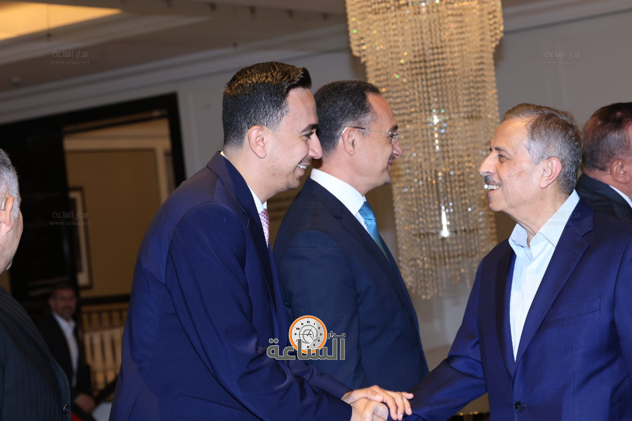 Madar Al-Saa Images 0.8908032893606022