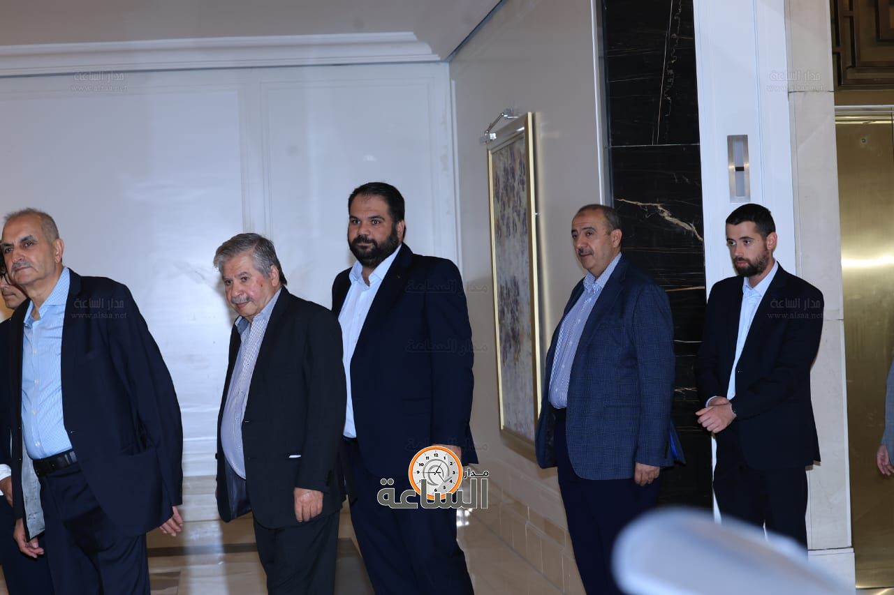 Madar Al-Saa Images 0.16756990697425667