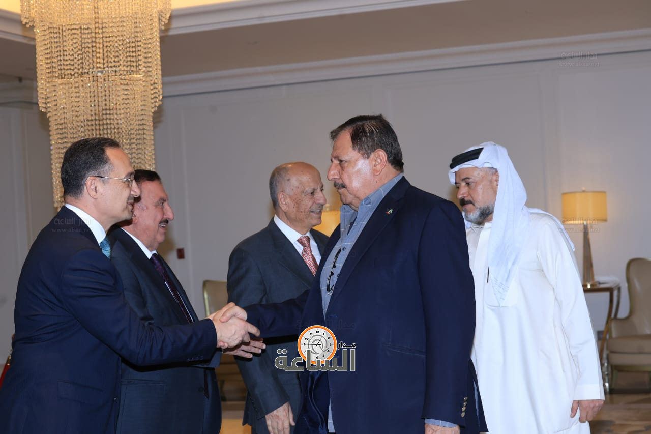 Madar Al-Saa Images 0.46272577784464164