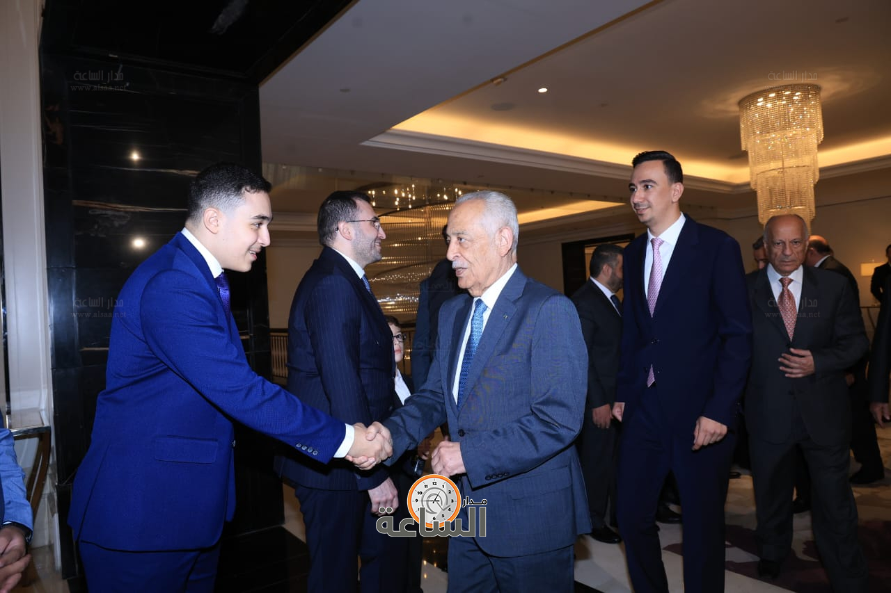 Madar Al-Saa Images 0.8594050204055206