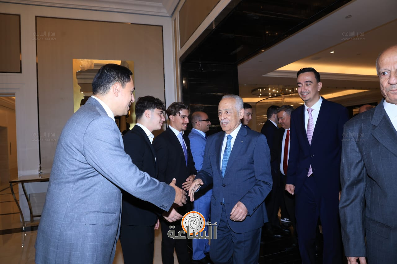 Madar Al-Saa Images 0.5350571314059271