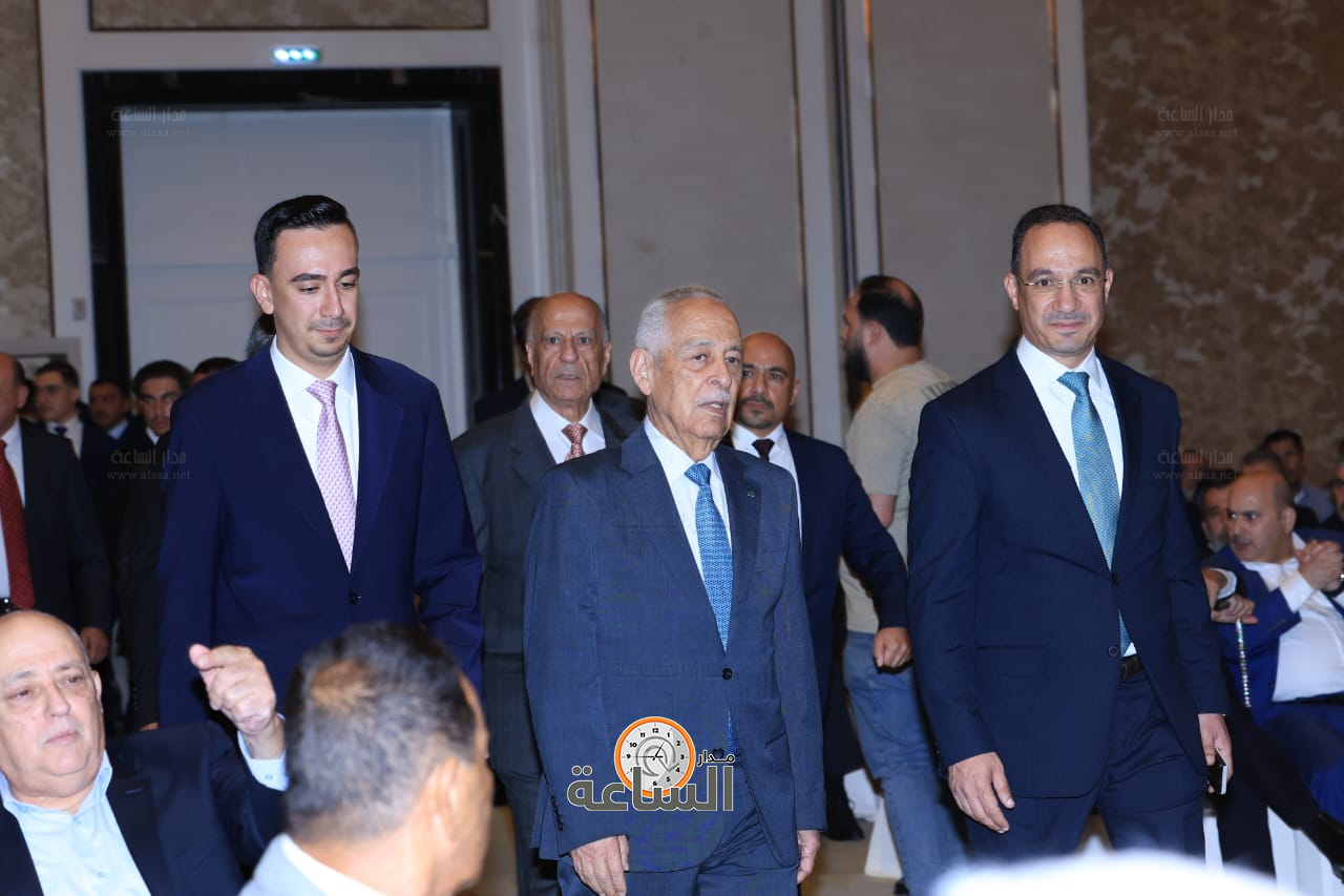 Madar Al-Saa Images 0.9541419710260485