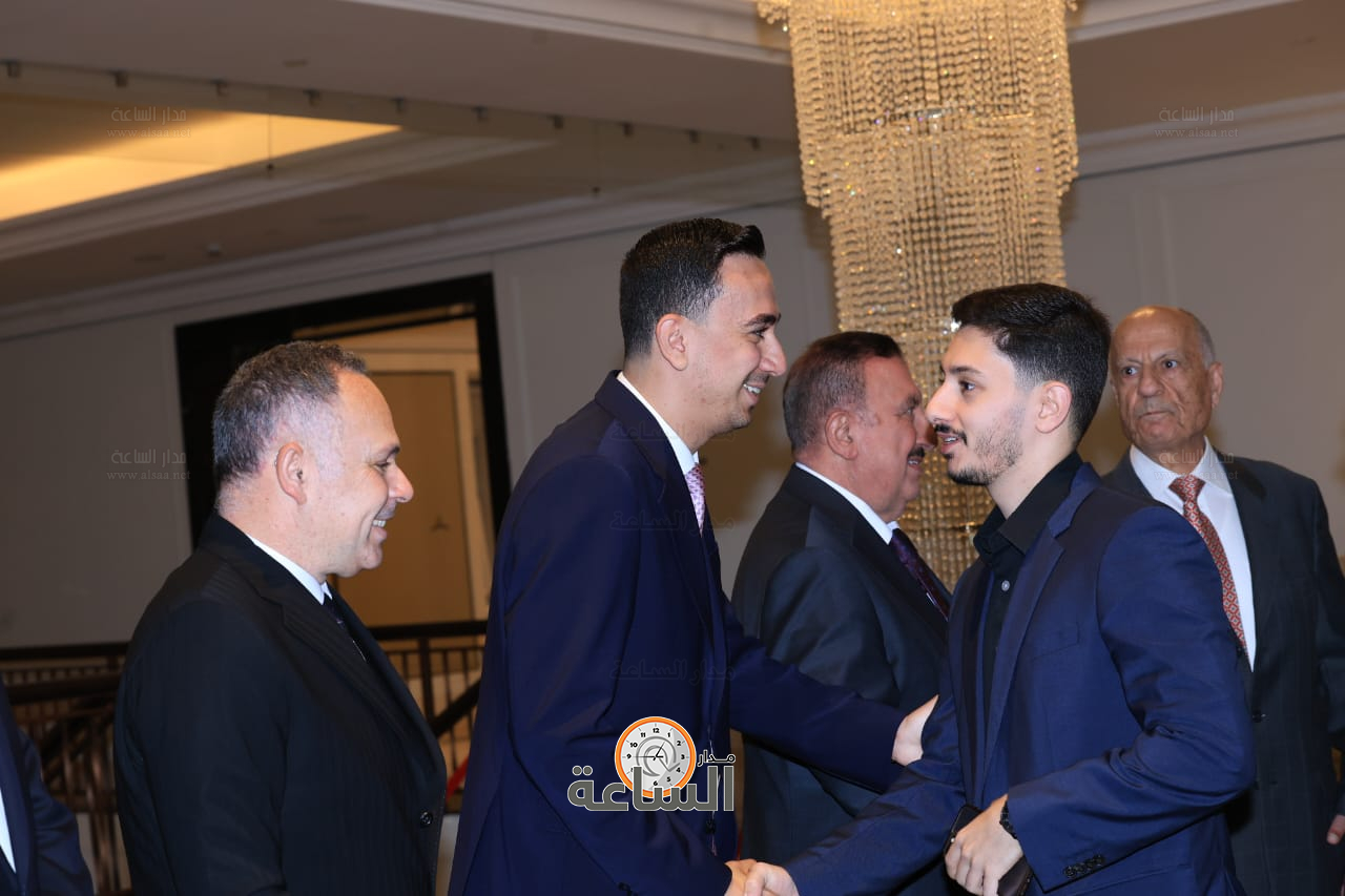 Madar Al-Saa Images 0.890729030757709