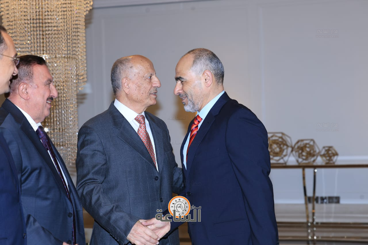 Madar Al-Saa Images 0.6904907710482875