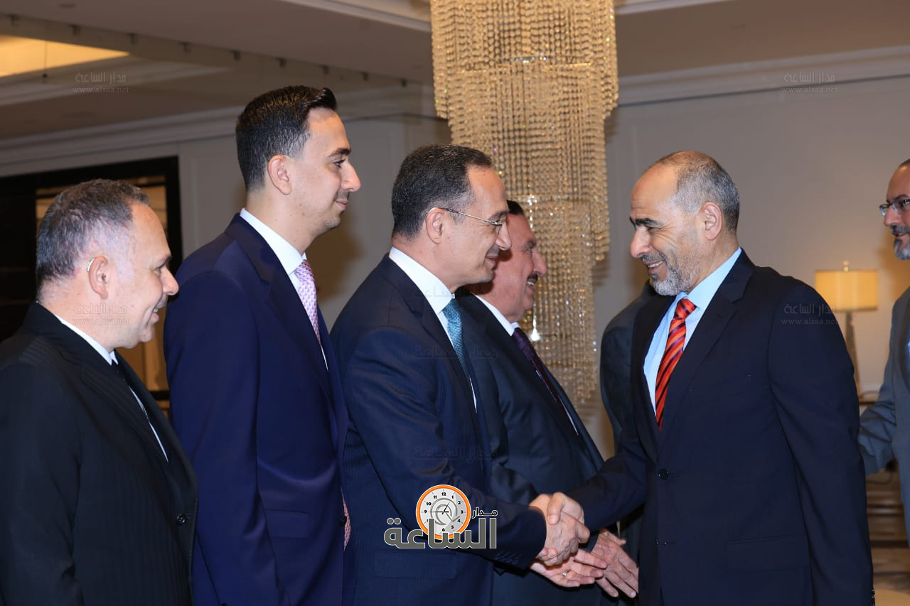 Madar Al-Saa Images 0.7043664380591644