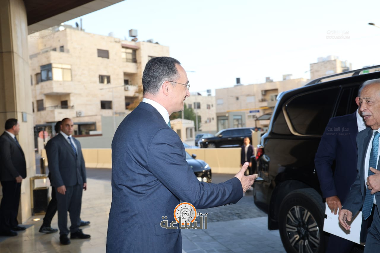 Madar Al-Saa Images 0.03679878694215066