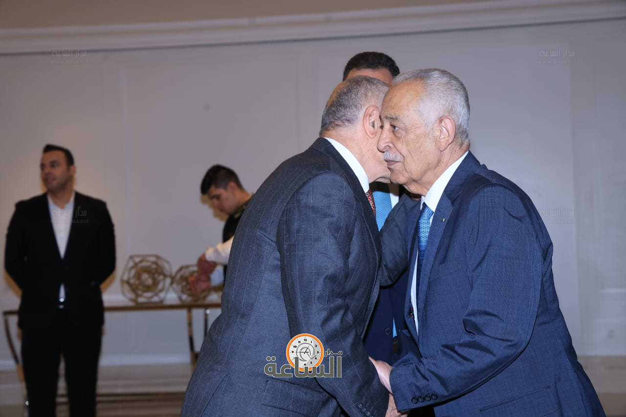 Madar Al-Saa Images 0.3405572922320951