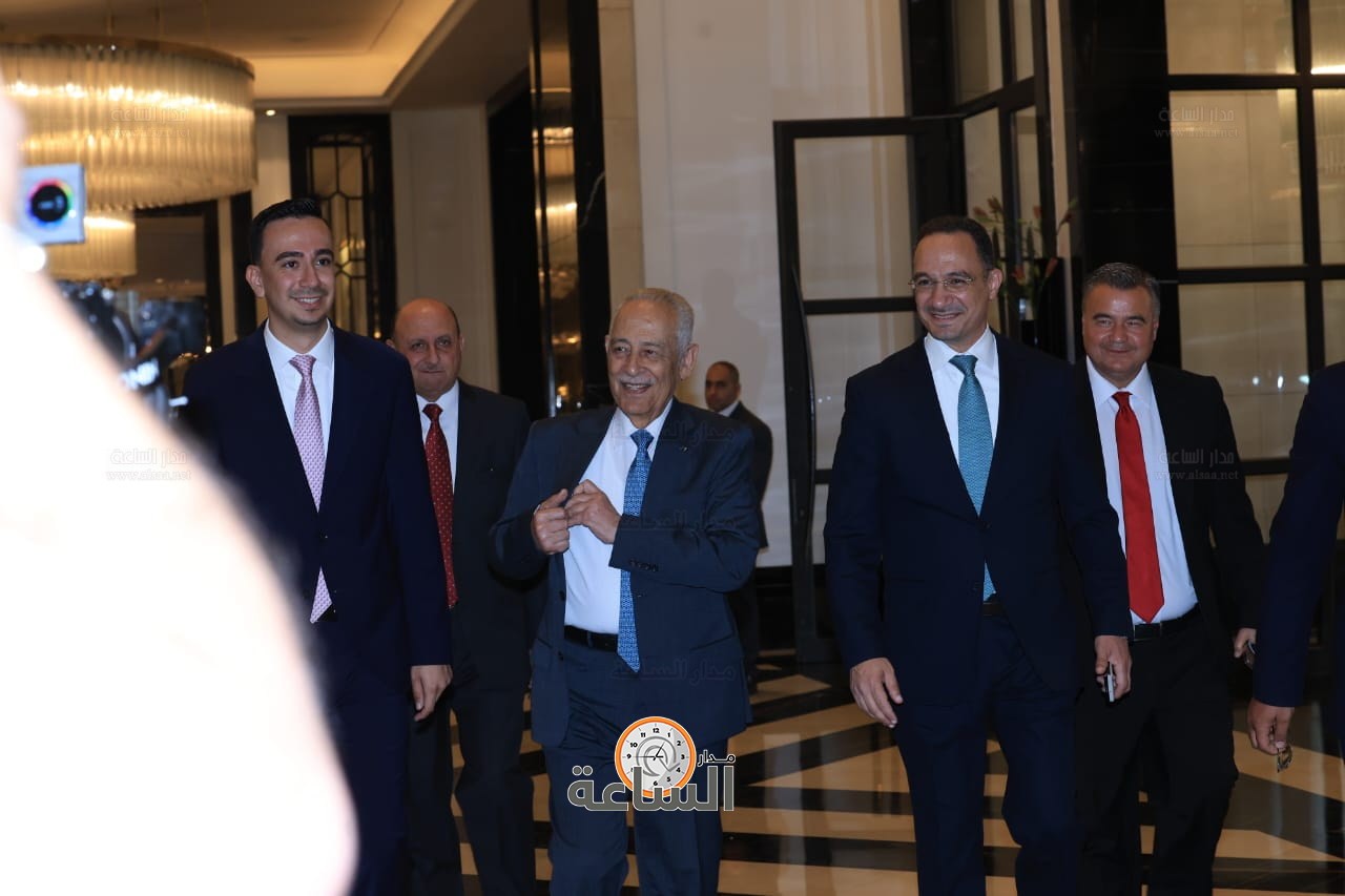 Madar Al-Saa Images 0.7218807799217203