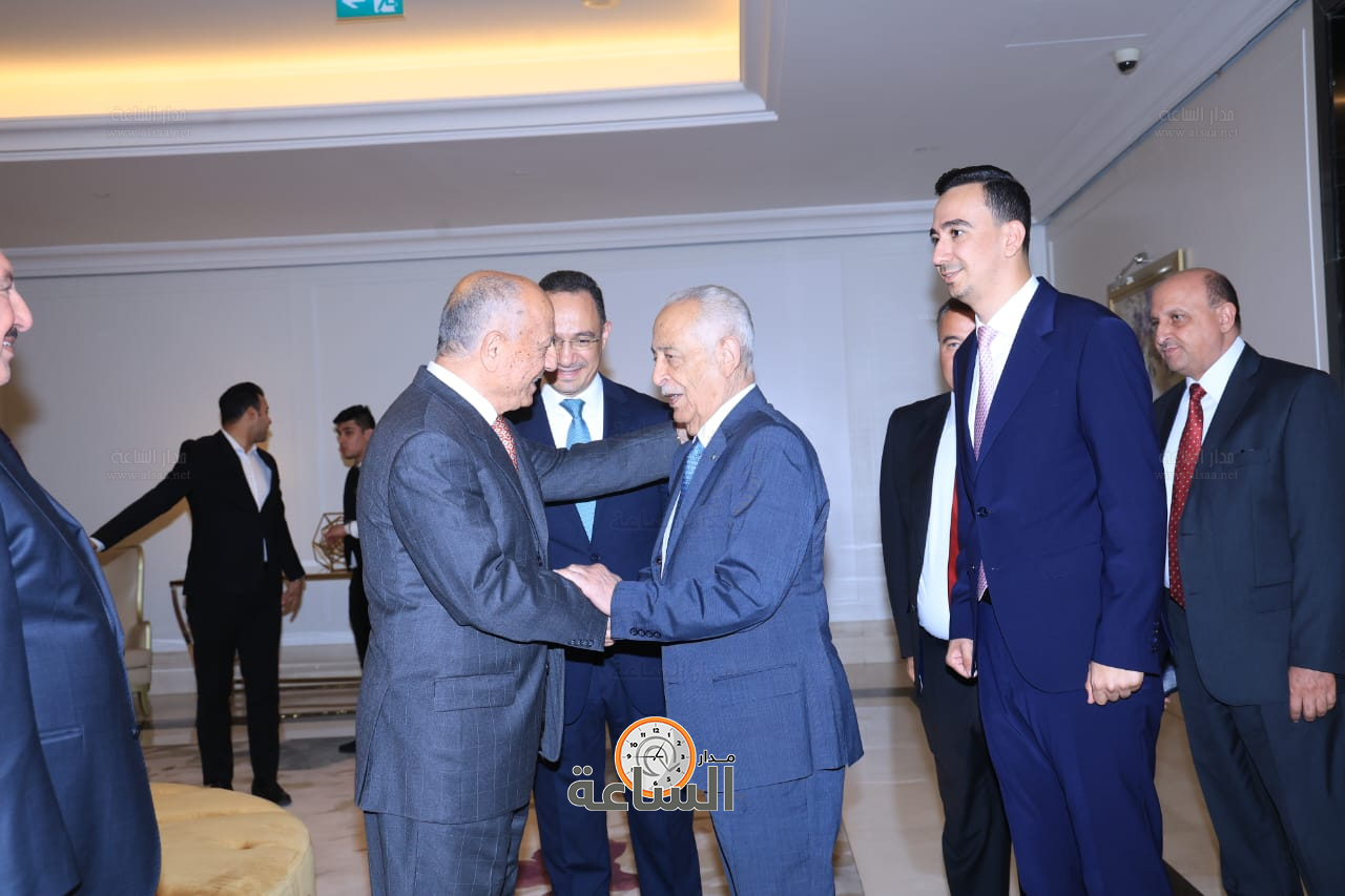 Madar Al-Saa Images 0.8238804789404996