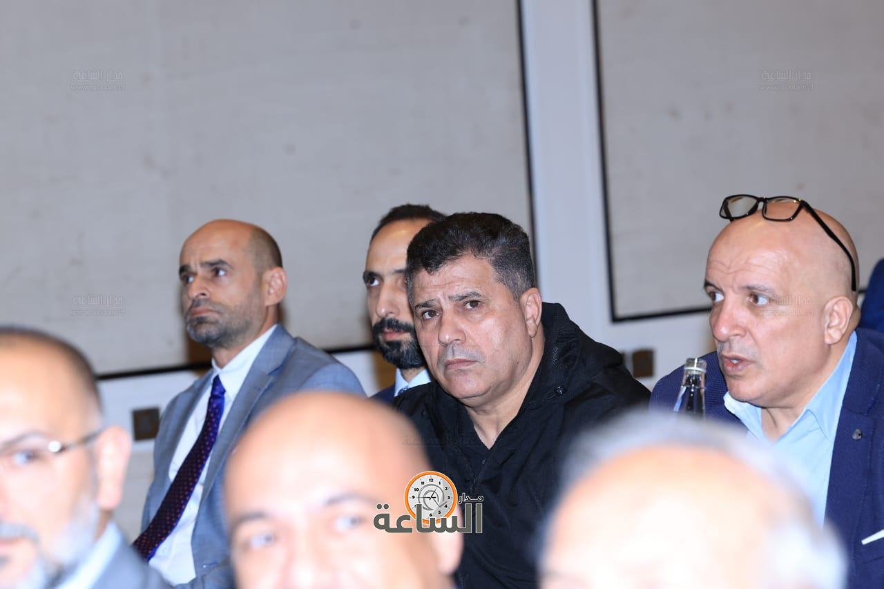 Madar Al-Saa Images 0.542661874308426