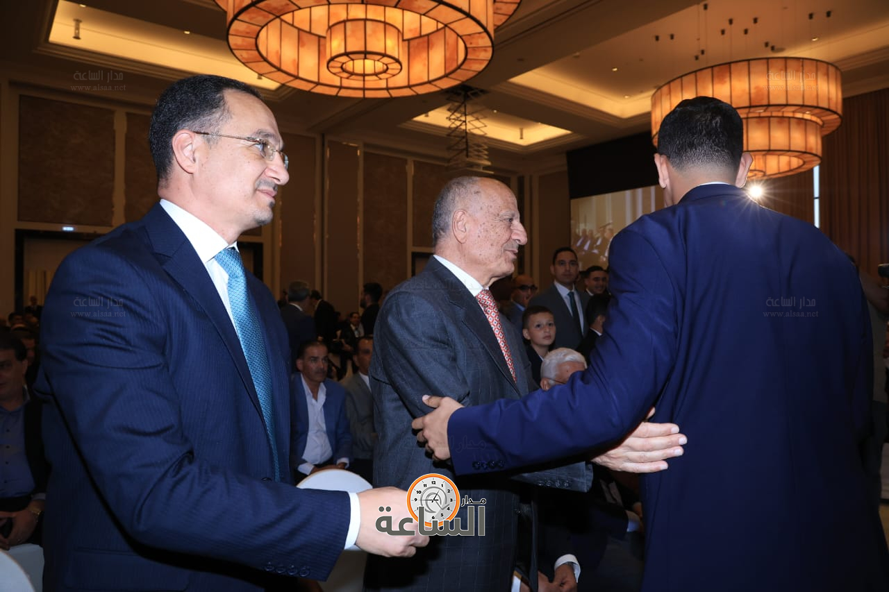 Madar Al-Saa Images 0.7488061997116673