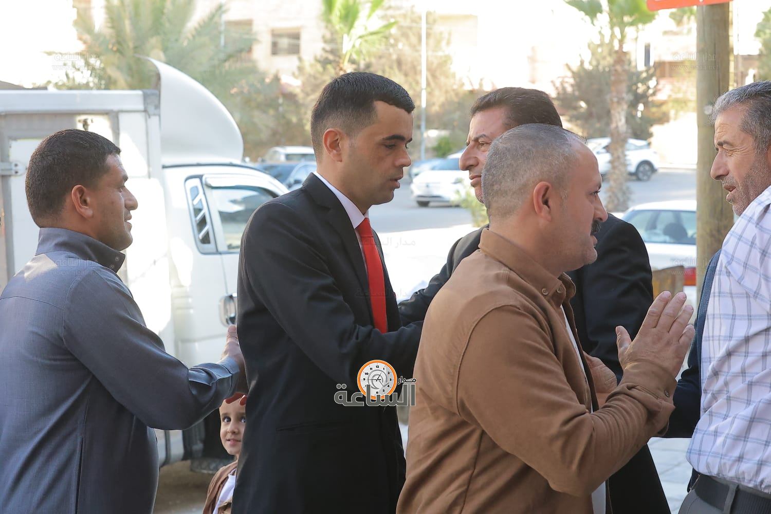 Madar Al-Saa Images 0.7441938384511648