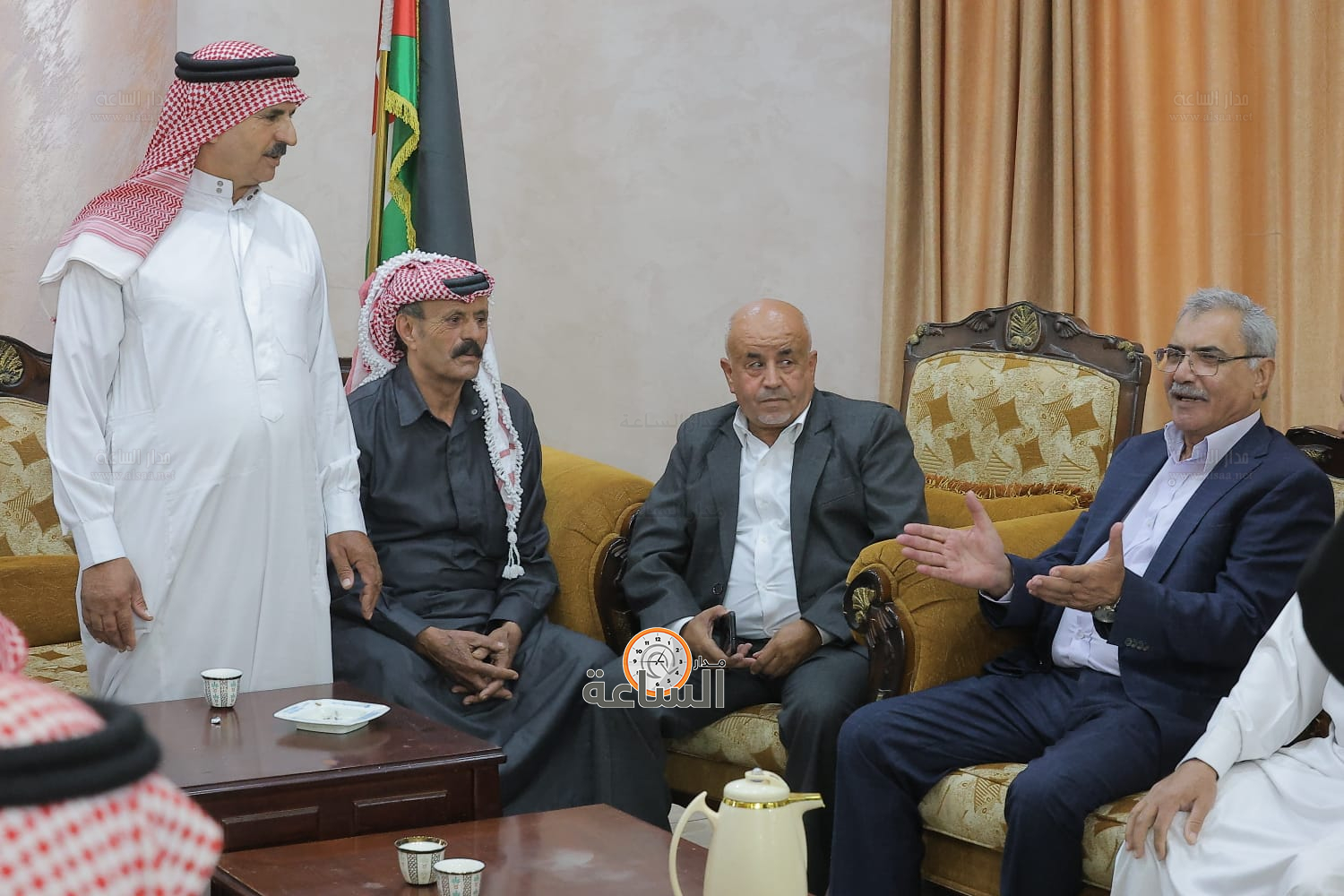 Madar Al-Saa Images 0.19067722099971973