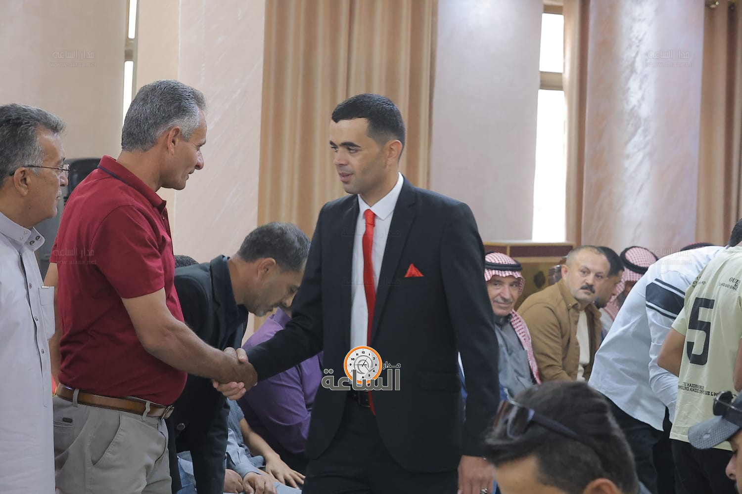 Madar Al-Saa Images 0.9287214580426265