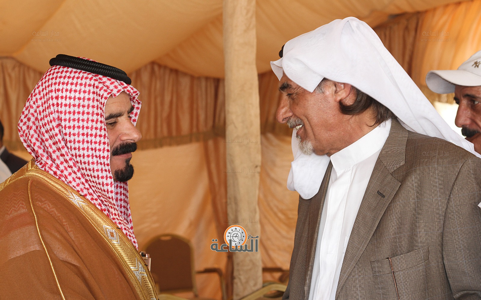 Madar Al-Saa Images 0.648801282812179