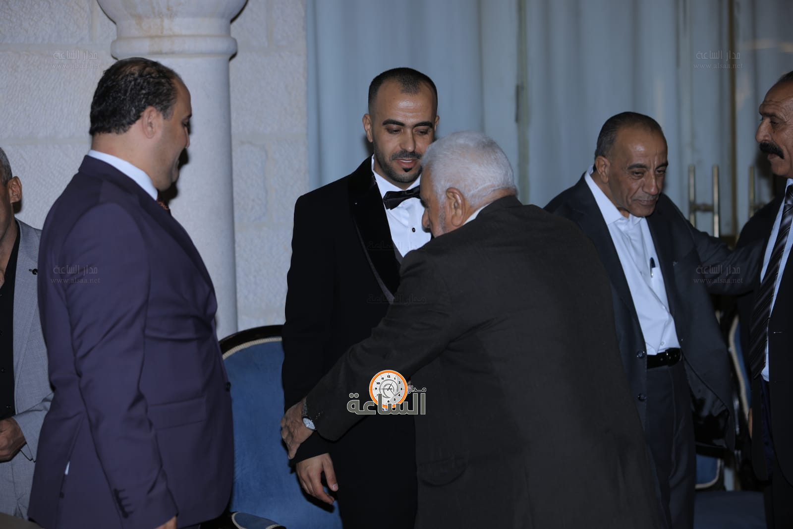 Madar Al-Saa Images 0.150148328468368