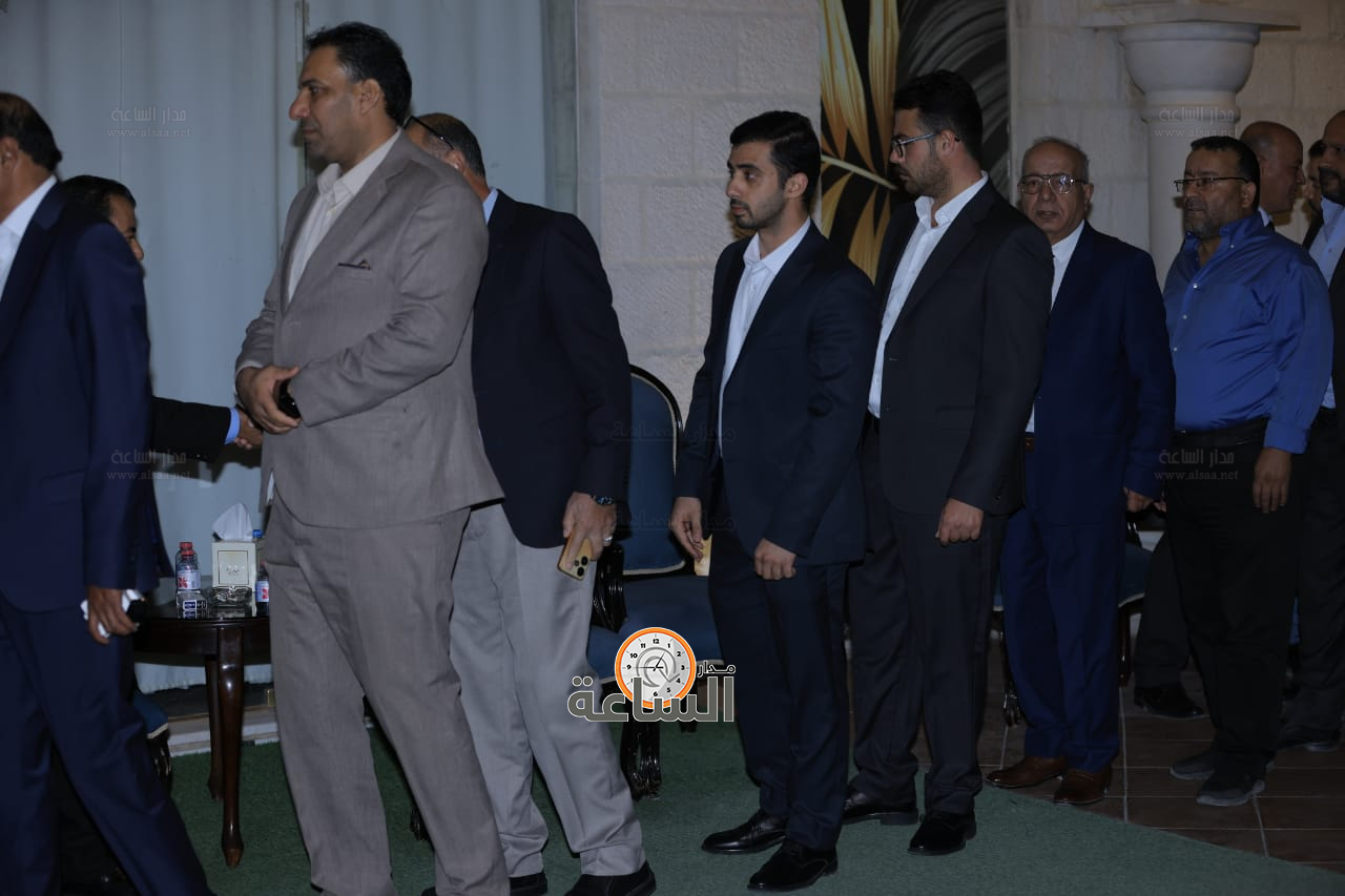 Madar Al-Saa Images 0.6727884151187925