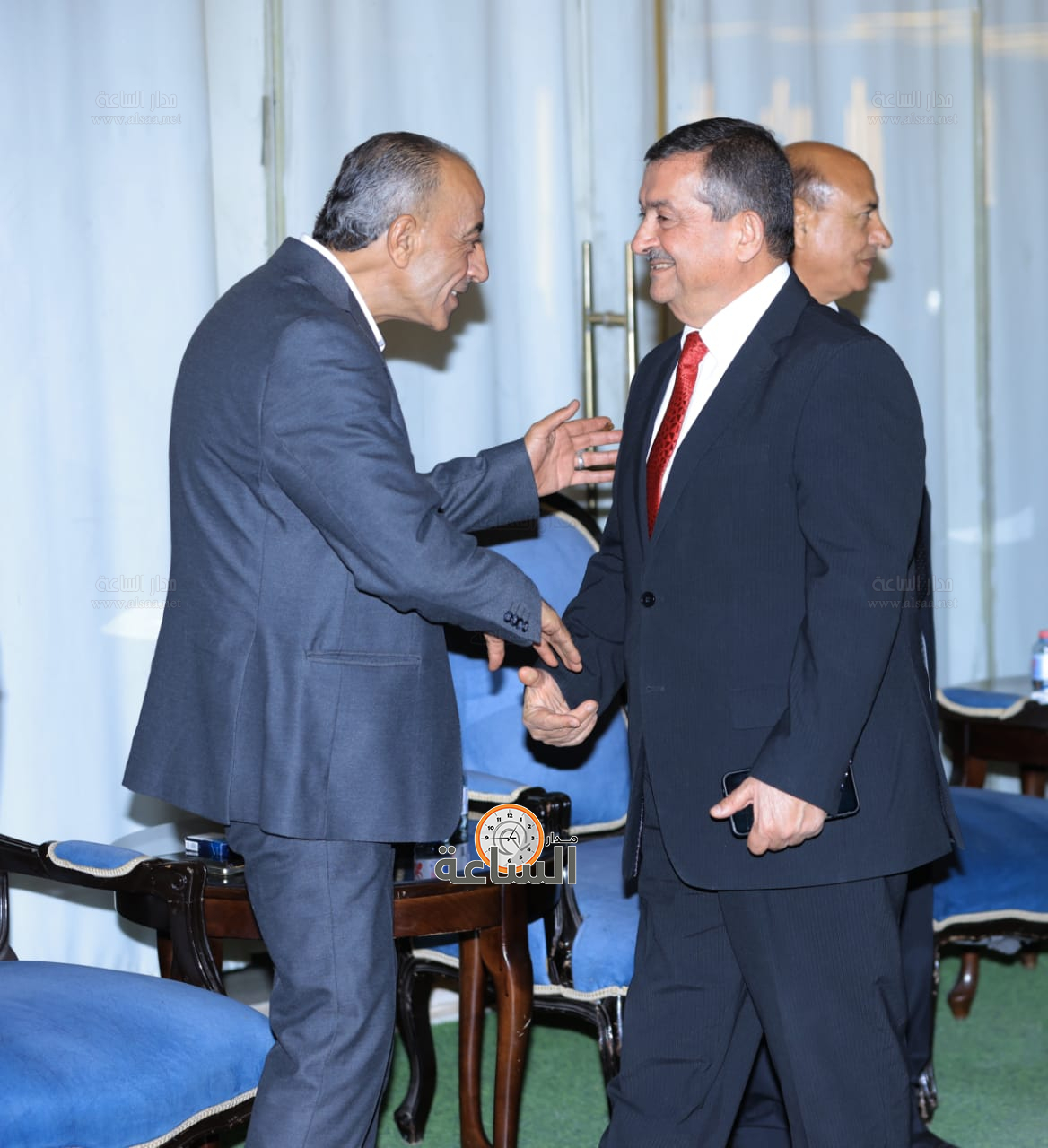 Madar Al-Saa Images 0.4810160164938395