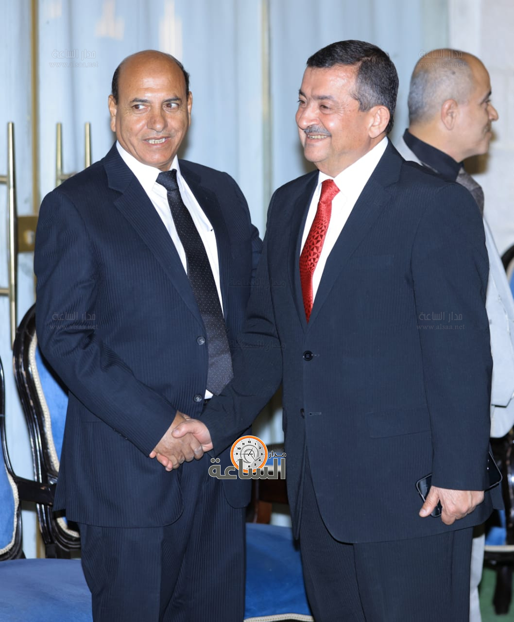 Madar Al-Saa Images 0.574903340811145